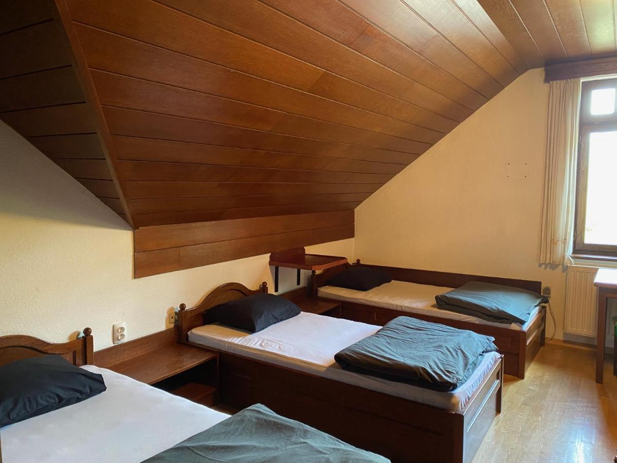 Youth Hostel Bledec Kültér fotó